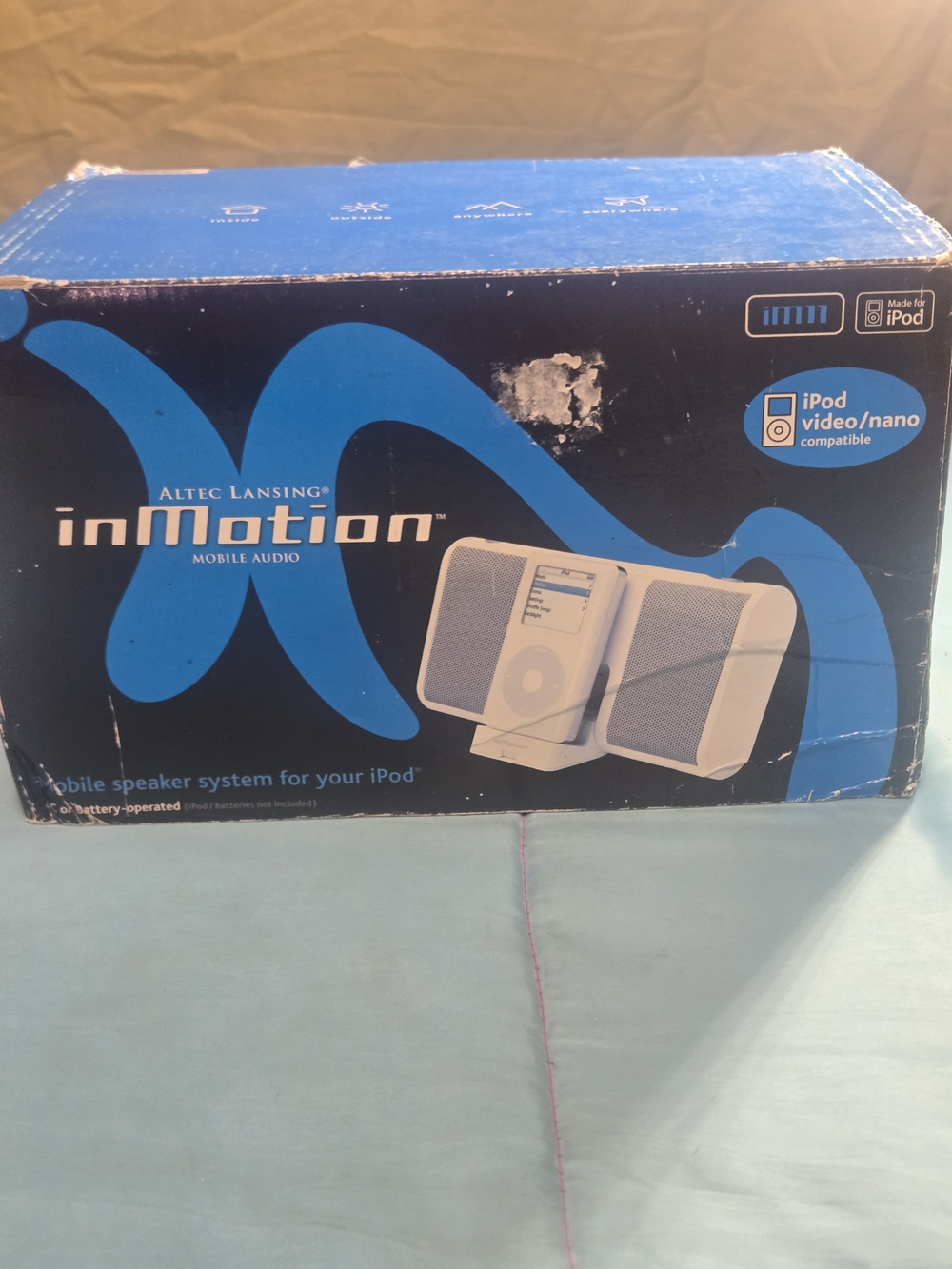 Altec Lansing inMotion Portable iPod Speaker System - White